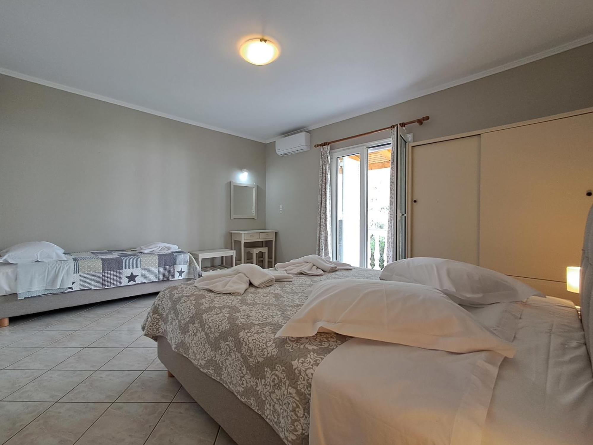 Sigma Hotel Paralia Vrachou Zewnętrze zdjęcie