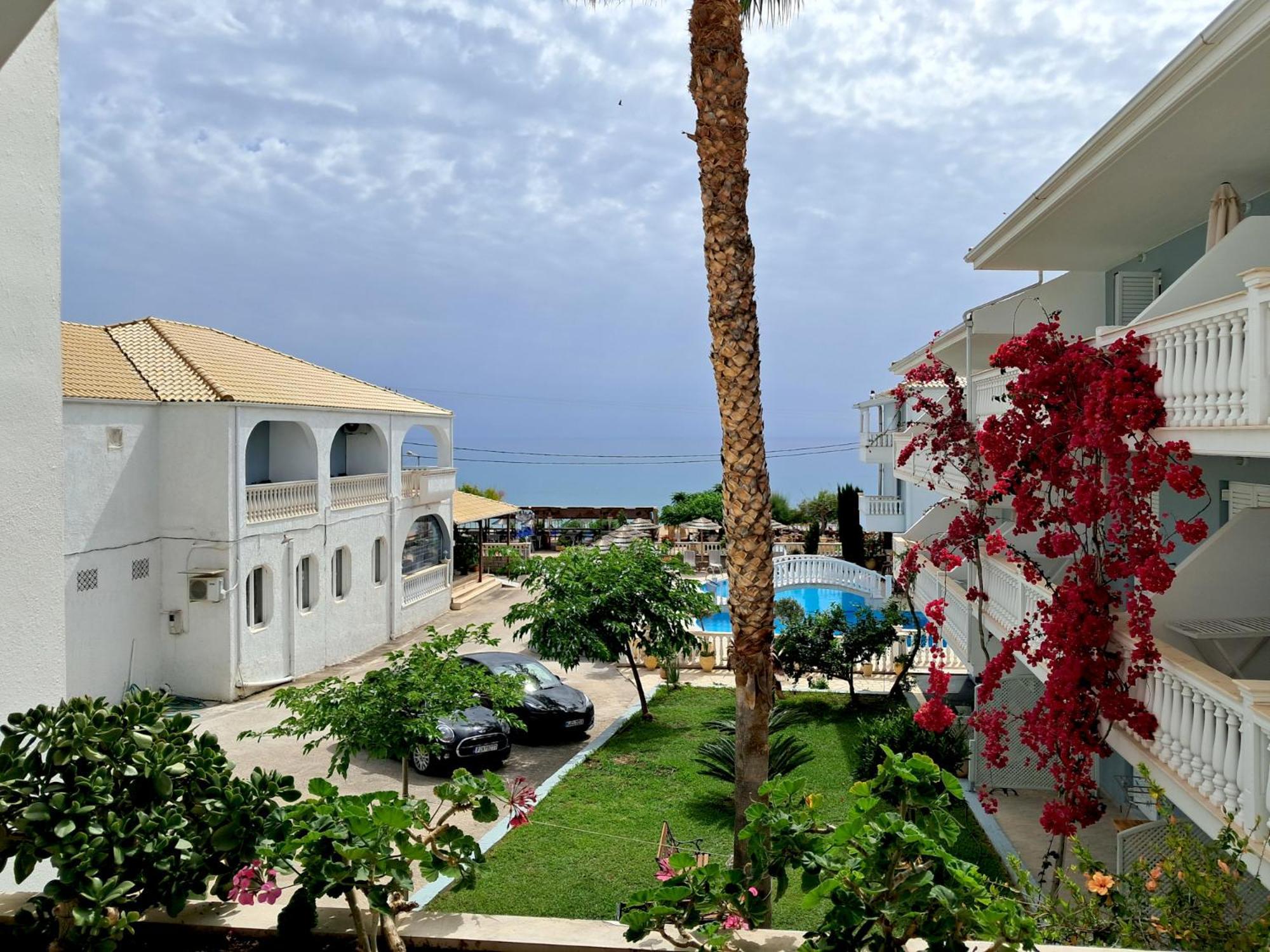 Sigma Hotel Paralia Vrachou Zewnętrze zdjęcie