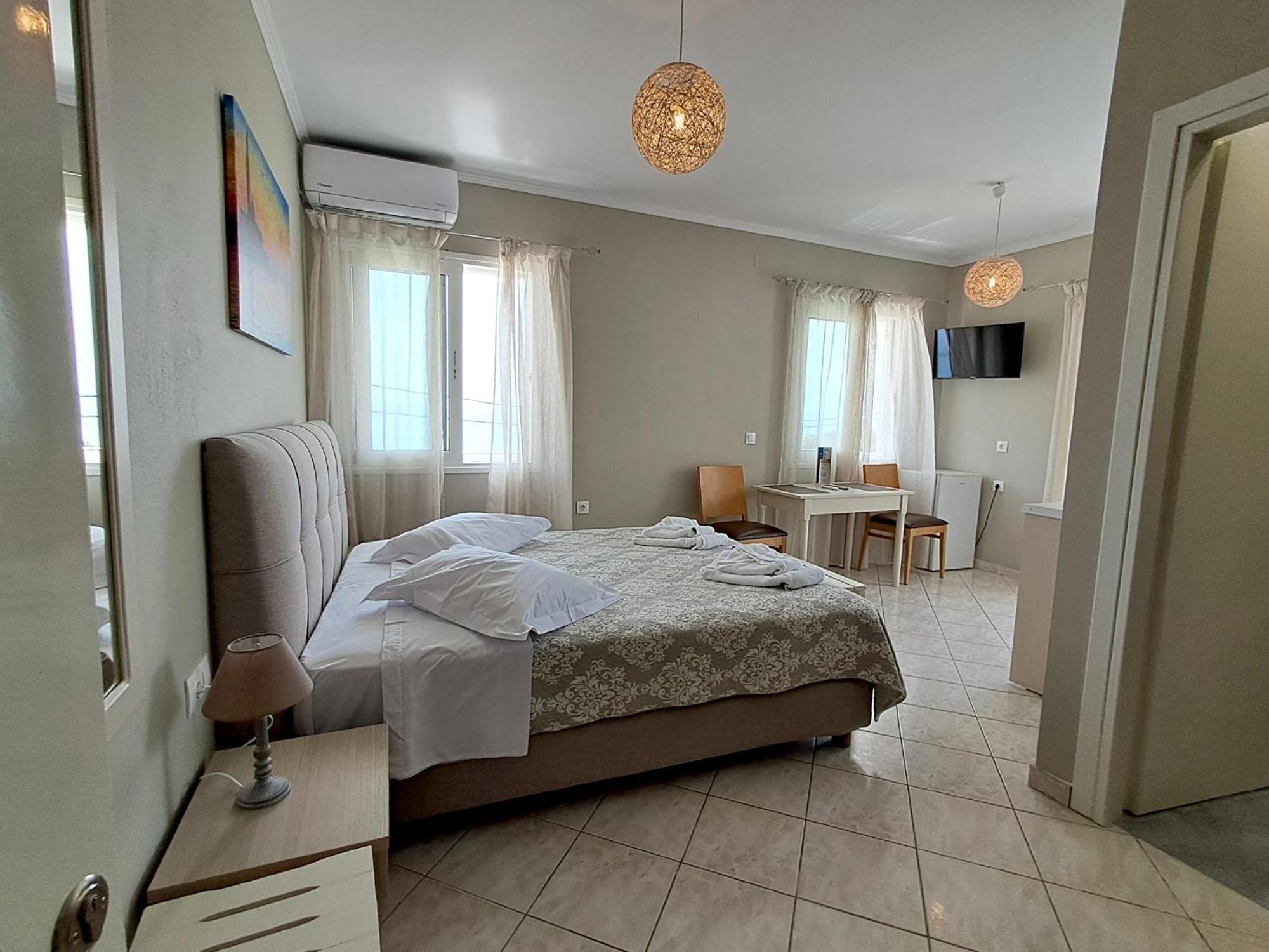 Sigma Hotel Paralia Vrachou Zewnętrze zdjęcie